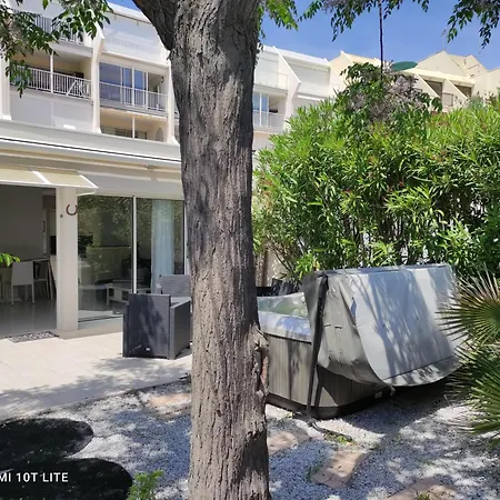 1, Natura Au Village Naturiste Appartement *