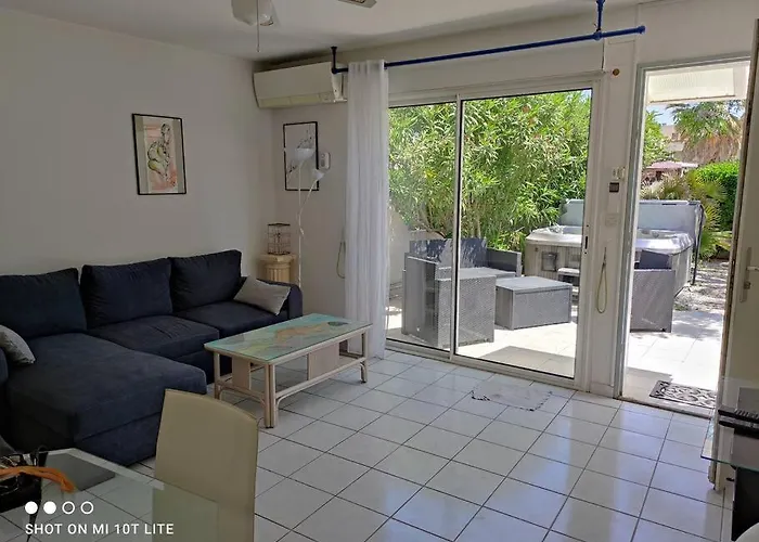 1, Natura Au Village Naturiste * Agde